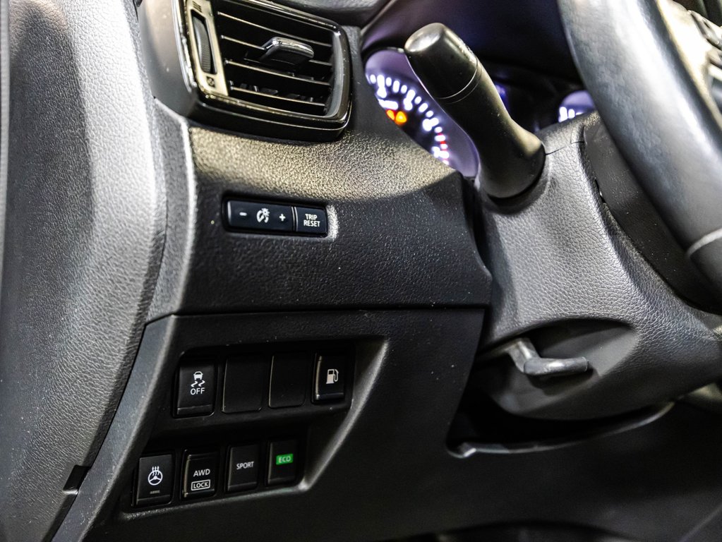 2019 Nissan Rogue S in , Quebec - 20 - w1024h768px