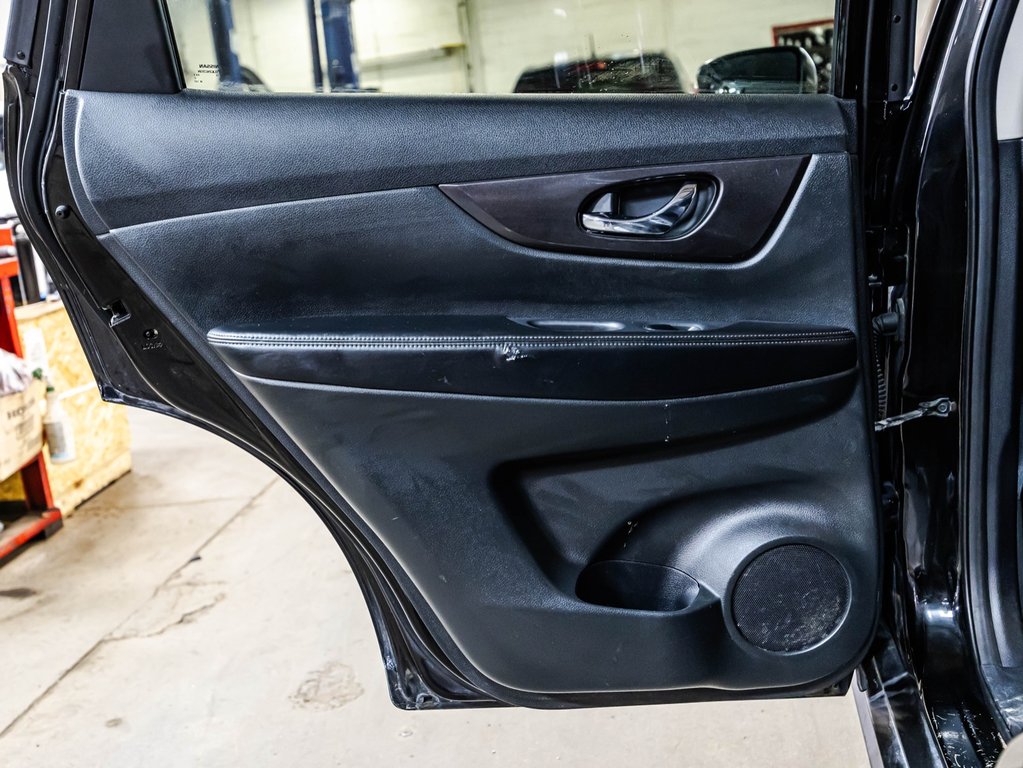 2019 Nissan Rogue S in , Quebec - 12 - w1024h768px