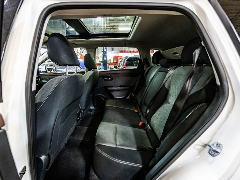 2021 Nissan Rogue SV in Montréal, Quebec - 14 - w1024h768px