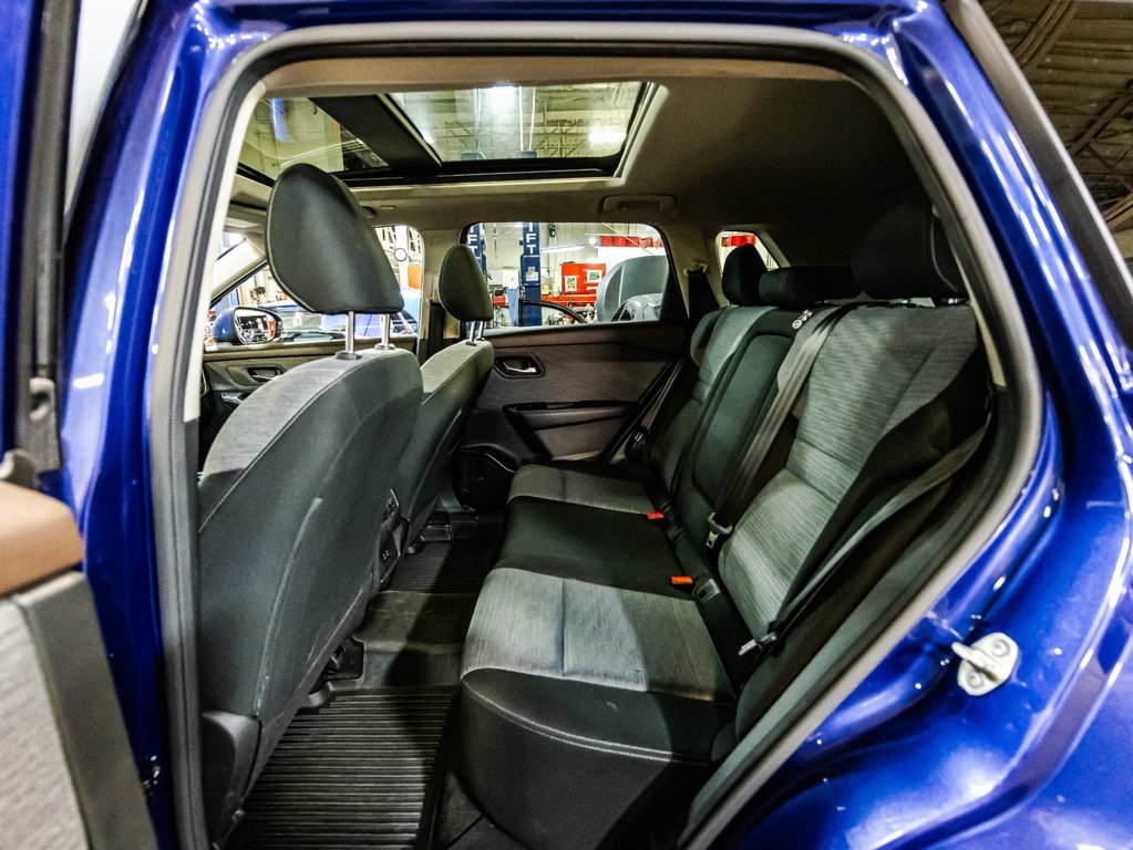 2023 Nissan Rogue SV in Montréal, Quebec - 14 - w1024h768px