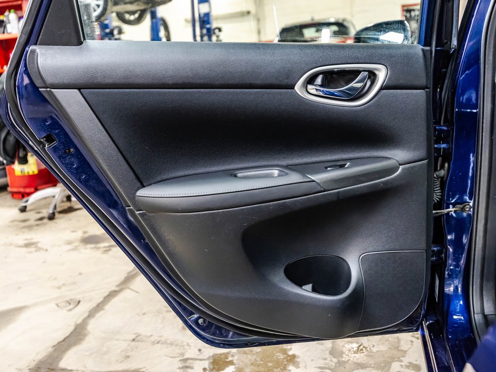 2019 Nissan Sentra SV in Montréal, Quebec - 13 - w1024h768px