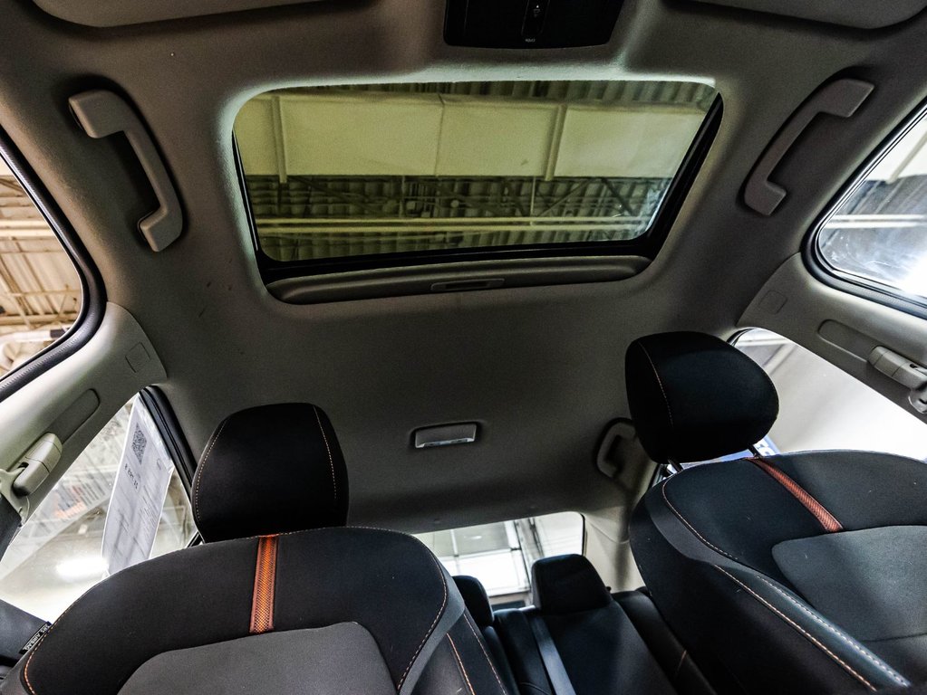 Nissan Sentra SR 2022 à , Québec - 19 - w1024h768px