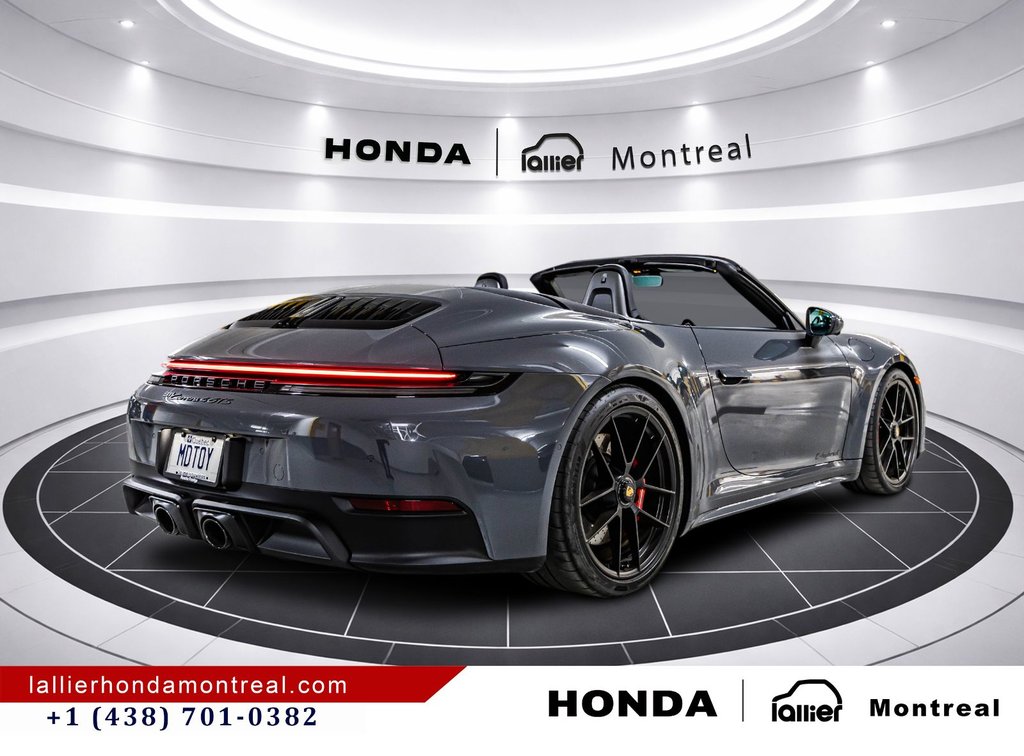 2026 Porsche 911 CARRERA 4 GTS CABRIOLET in Montréal, Quebec - 18 - w1024h768px