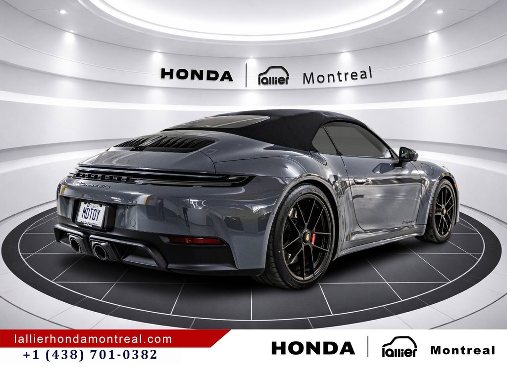 2026 Porsche 911 CARRERA 4 GTS CABRIOLET in Montréal, Quebec - 7 - w1024h768px