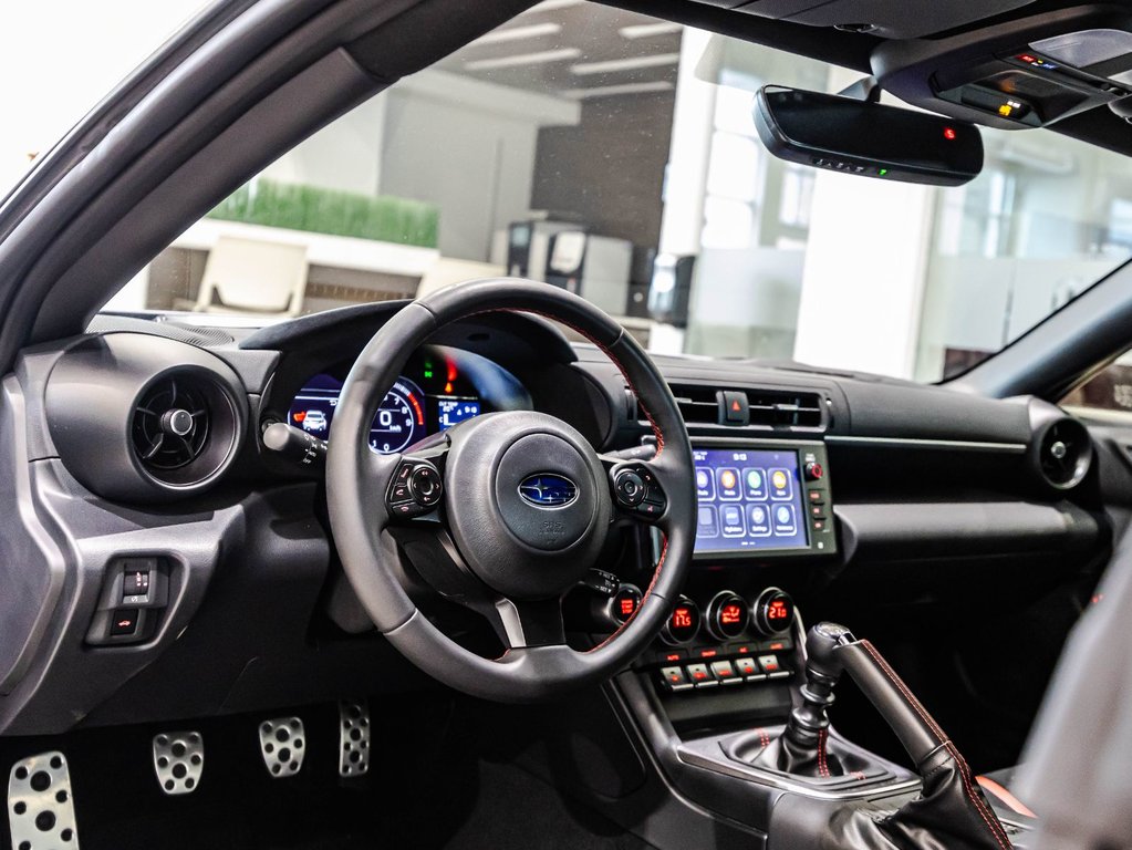 2023 Subaru BRZ Sport-tech in Montréal, Quebec - 17 - w1024h768px