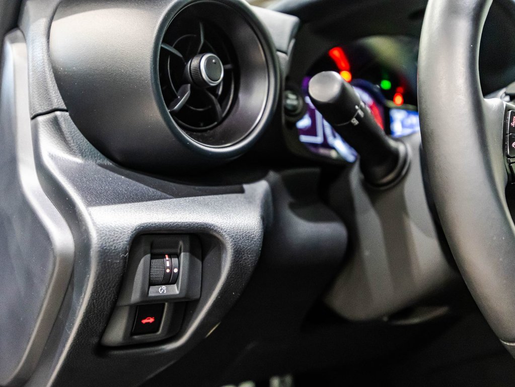 2023 Subaru BRZ Sport-tech in Montréal, Quebec - 18 - w1024h768px