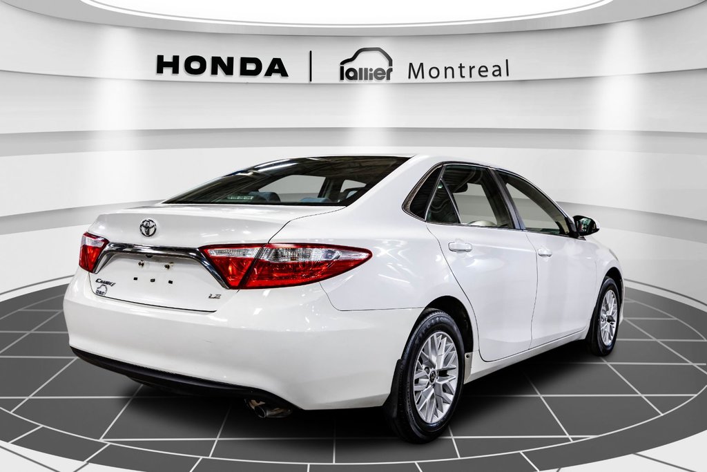 2016  Camry LE in , Quebec - 7 - w1024h768px