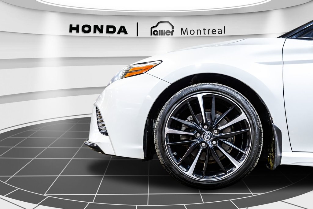 2018 Toyota Camry XSE in , Quebec - 10 - w1024h768px