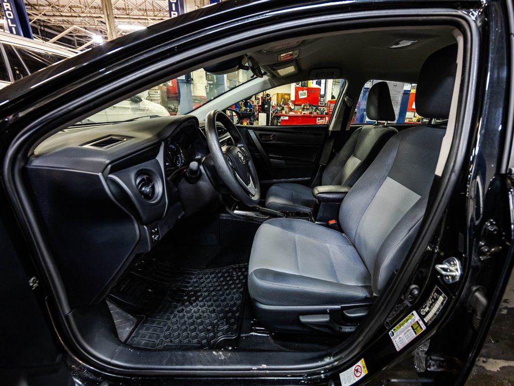 Toyota Corolla CE 2017 à Montréal, Québec - 18 - w1024h768px