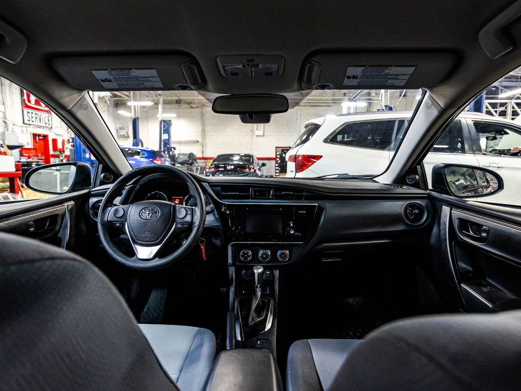Toyota Corolla CE 2017 à Montréal, Québec - 14 - w1024h768px