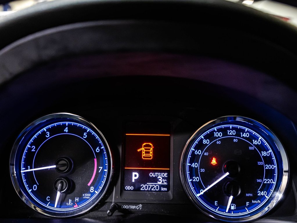 Toyota Corolla CE 2017 à Montréal, Québec - 22 - w1024h768px