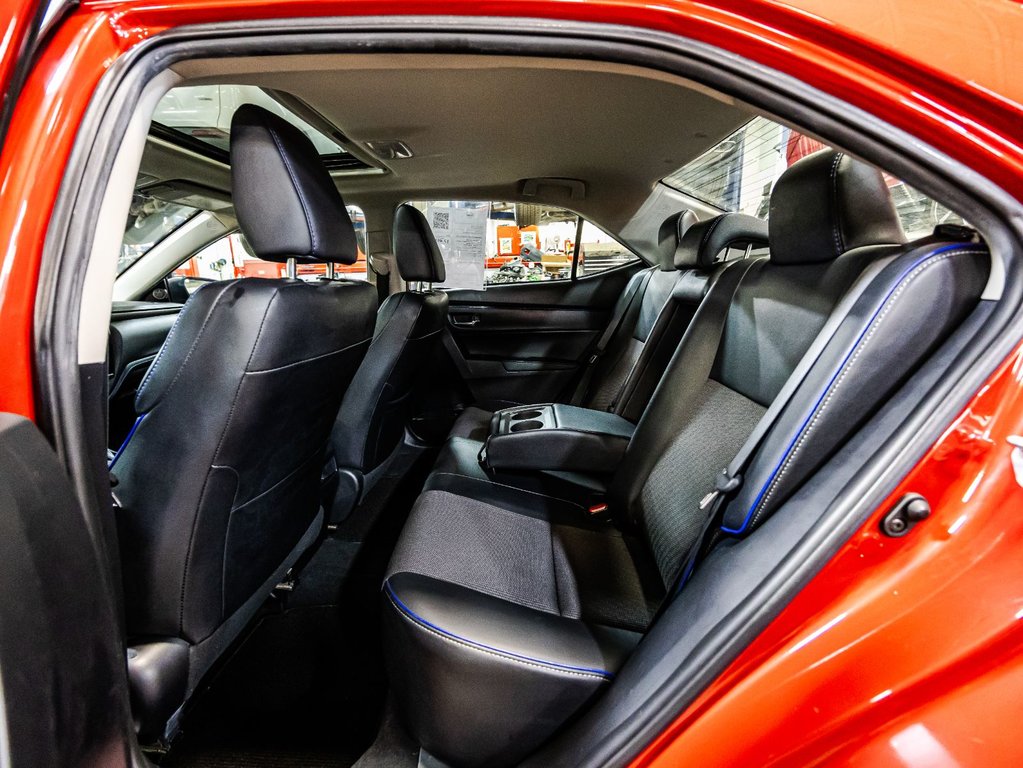 2018 Toyota Corolla SE in , Quebec - 13 - w1024h768px