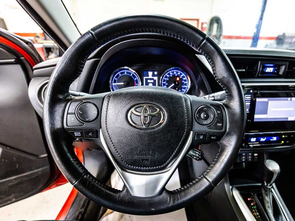 2018 Toyota Corolla SE in , Quebec - 22 - w1024h768px