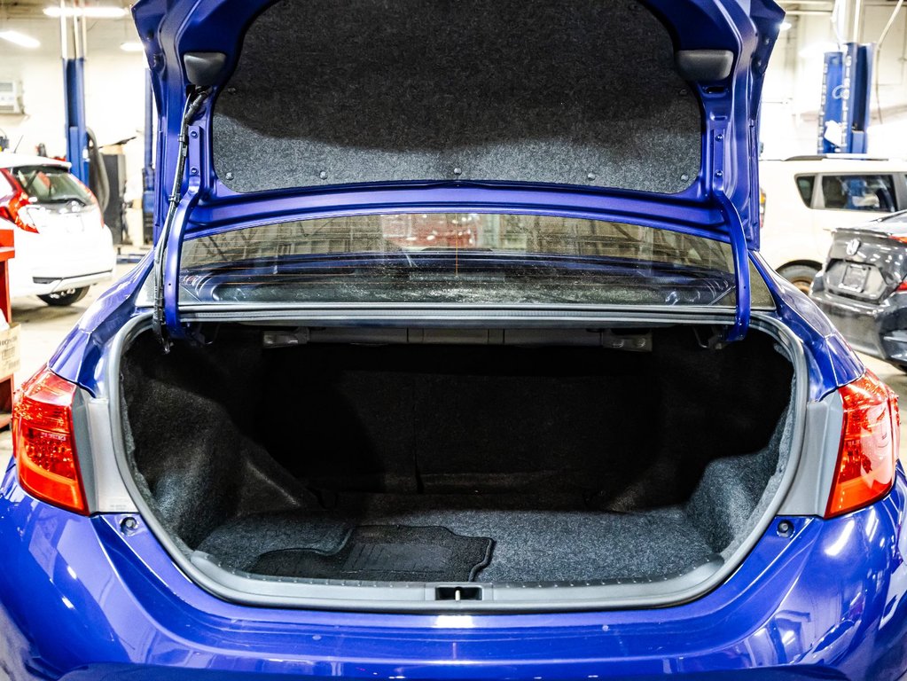 Toyota Corolla XSE 2019 à Montréal, Québec - 15 - w1024h768px