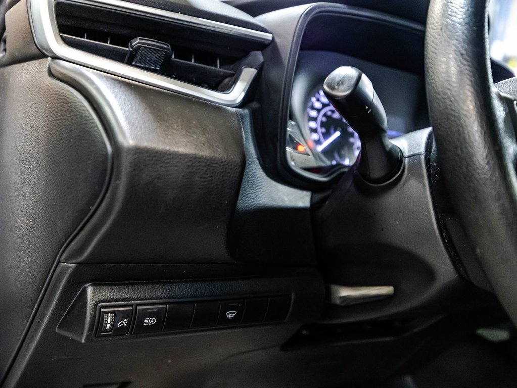 Toyota Corolla LE 2021 à Montréal, Québec - 20 - w1024h768px