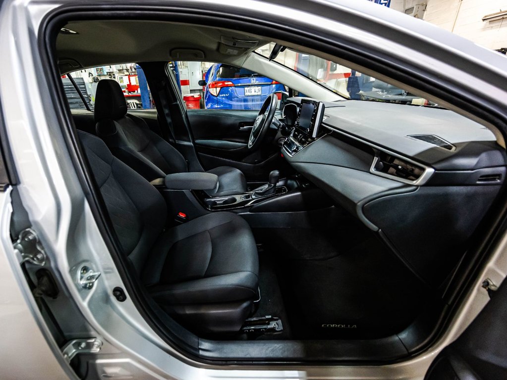 Toyota Corolla LE 2021 à Montréal, Québec - 17 - w1024h768px