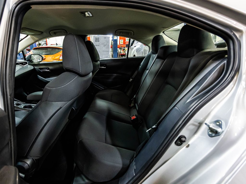 Toyota Corolla LE 2021 à Montréal, Québec - 13 - w1024h768px