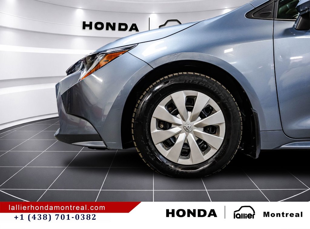 2021 Toyota Corolla L in Montréal, Quebec - 11 - w1024h768px