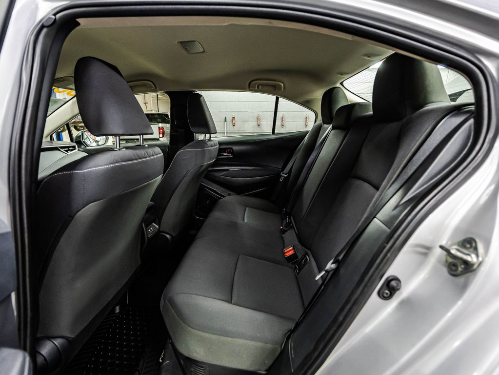 Toyota Corolla LE HYBRID 2024 à Montréal, Québec - 13 - w1024h768px