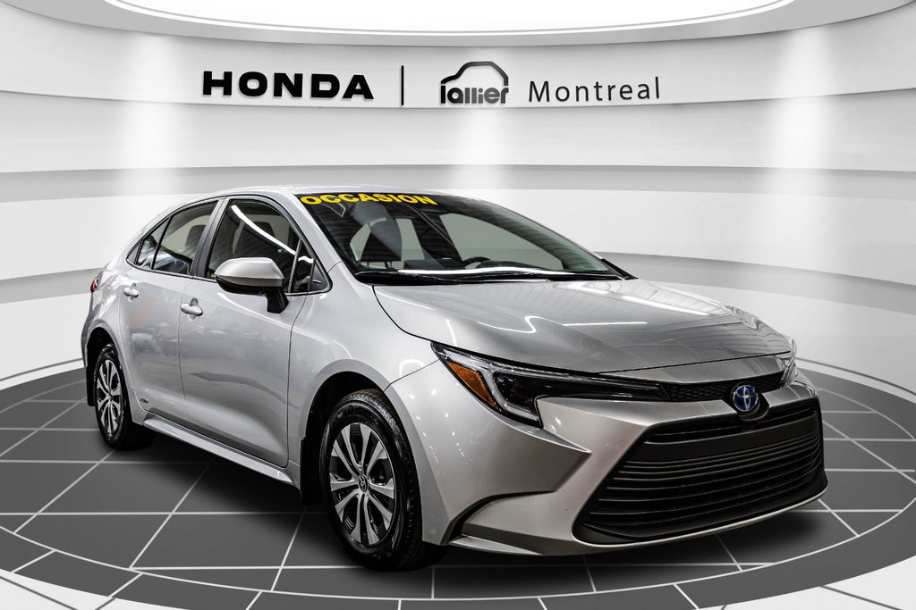 Toyota Corolla LE HYBRID 2024 à Montréal, Québec - 9 - w1024h768px