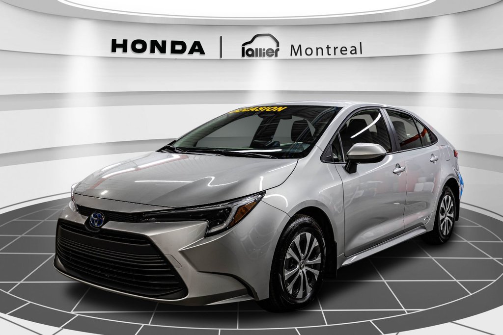 Toyota Corolla LE HYBRID 2024 à Montréal, Québec - 3 - w1024h768px