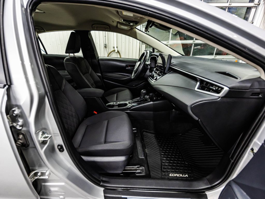 Toyota Corolla LE HYBRID 2024 à Montréal, Québec - 17 - w1024h768px