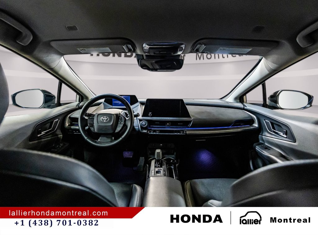 2024 Toyota Prius XLE in Montréal, Quebec - 14 - w1024h768px