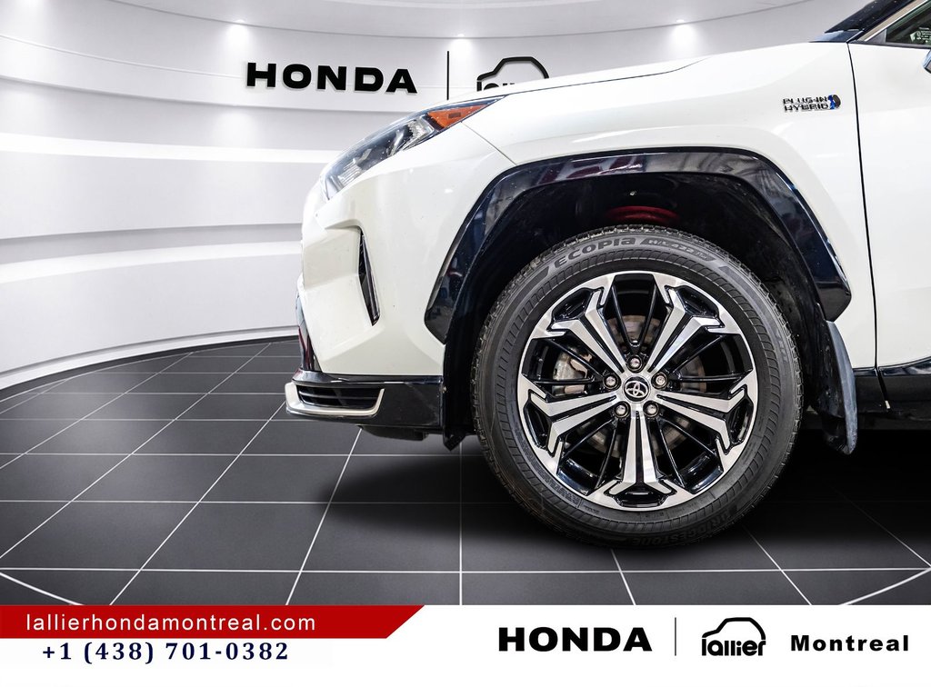 2021 Toyota RAV4 Prime XSE in Montréal, Quebec - 10 - w1024h768px