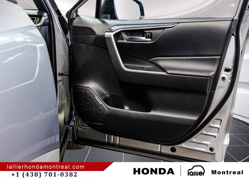 Toyota RAV4 Prime SE 2024 à Montréal, Québec - 17 - w1024h768px