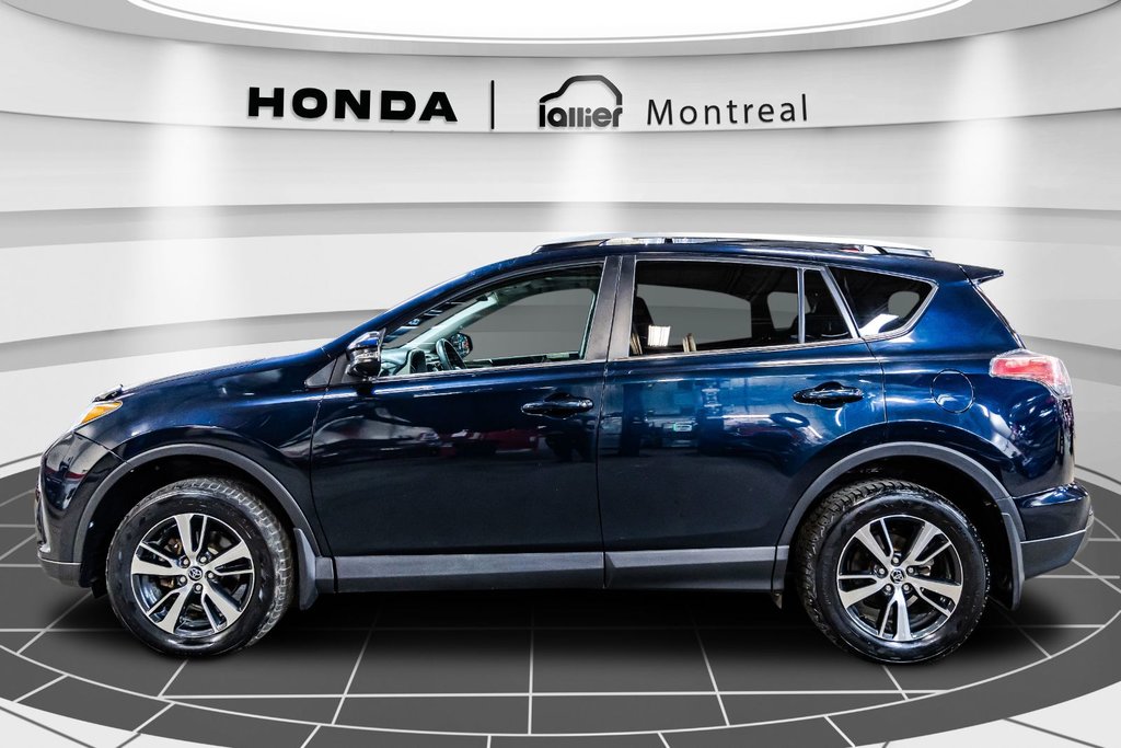 Toyota RAV4 XLE 2017 à Montréal, Québec - 4 - w1024h768px