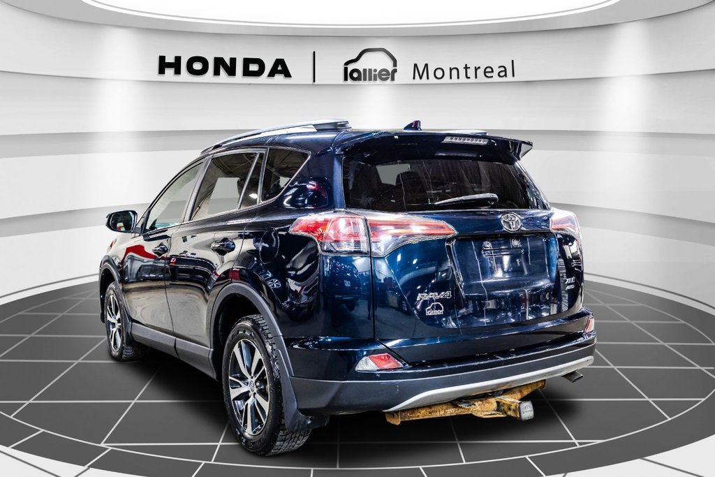 Toyota RAV4 XLE 2017 à Montréal, Québec - 5 - w1024h768px