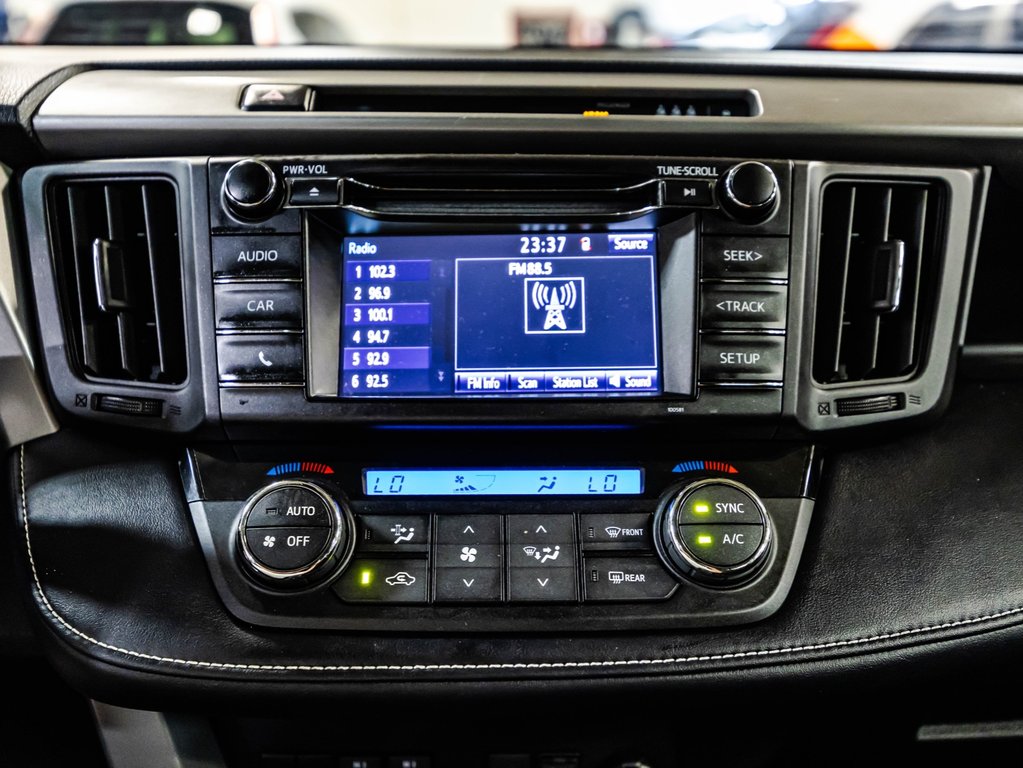 Toyota RAV4 XLE 2017 à , Québec - 25 - w1024h768px