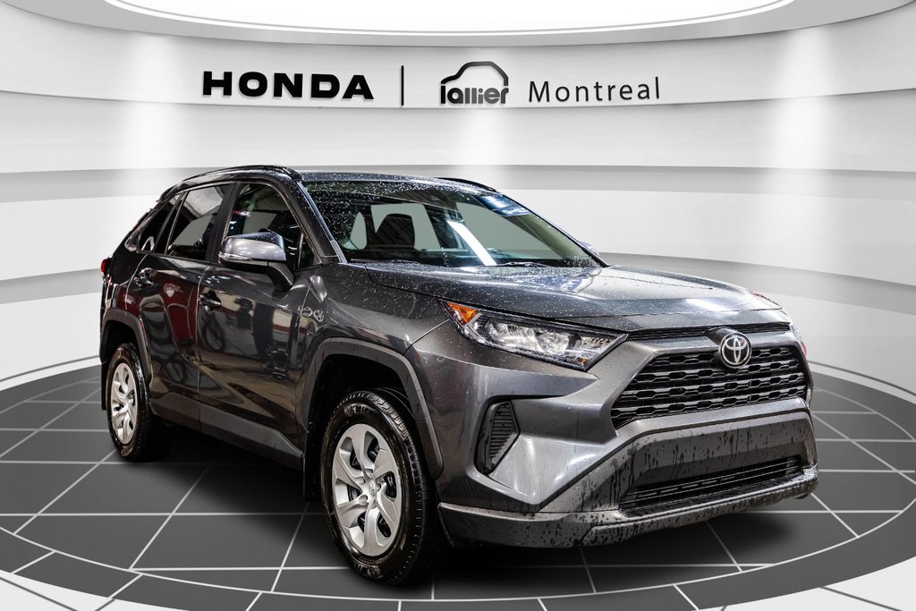 2021 Toyota RAV4 LE in Montréal, Quebec - 9 - w1024h768px