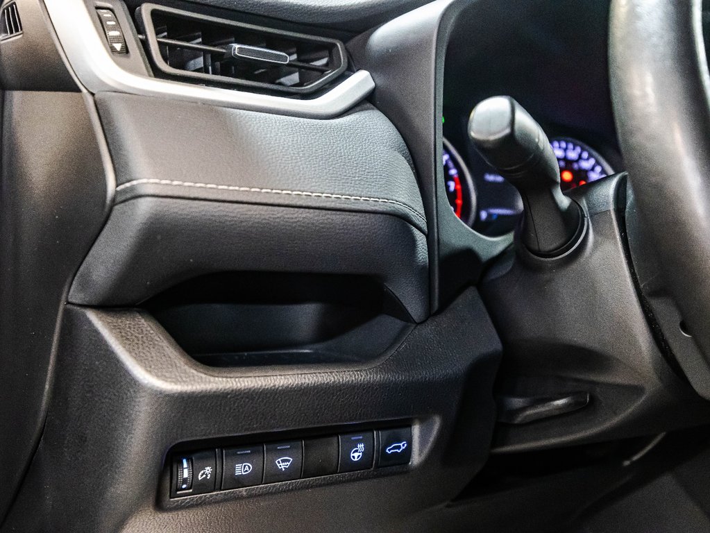 2021 Toyota RAV4 XLE in , Quebec - 22 - w1024h768px