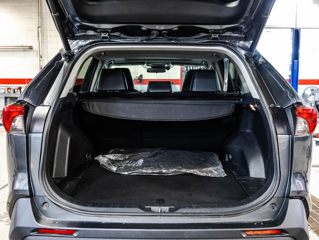 2021 Toyota RAV4 XLE in , Quebec - 16 - w1024h768px