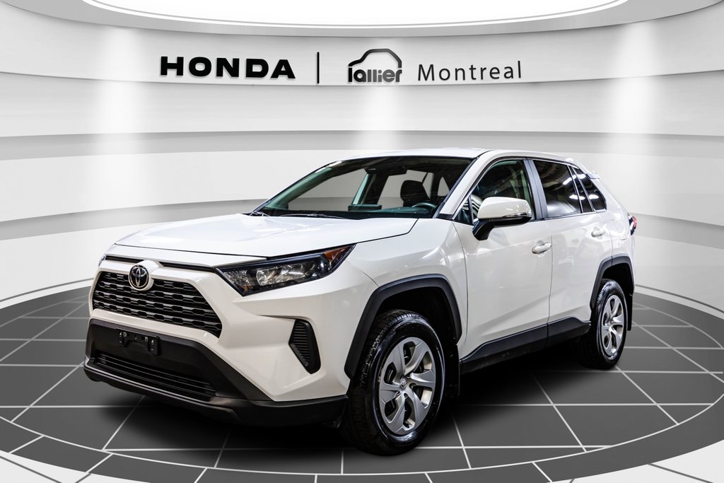 2022  RAV4 LE in Montréal, Quebec - 3 - w1024h768px