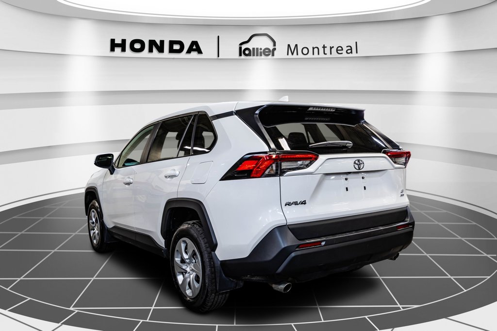 2022  RAV4 LE in Montréal, Quebec - 5 - w1024h768px