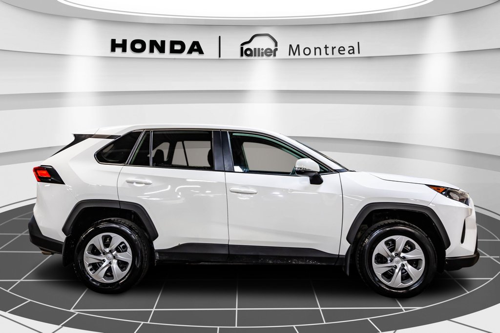 2022 Toyota RAV4 LE in , Quebec - 8 - w1024h768px