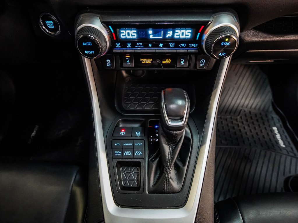 Toyota RAV4 XLE PREMIUM 2022 à , Québec - 19 - w1024h768px