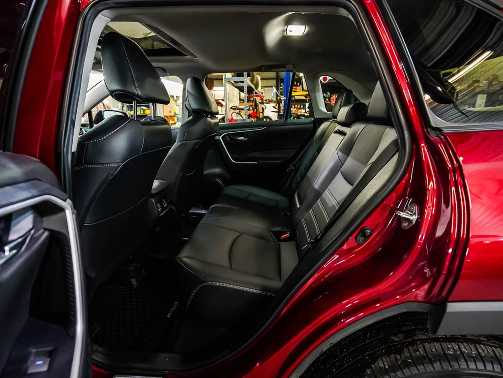Toyota RAV4 XLE PREMIUM 2022 à , Québec - 15 - w1024h768px