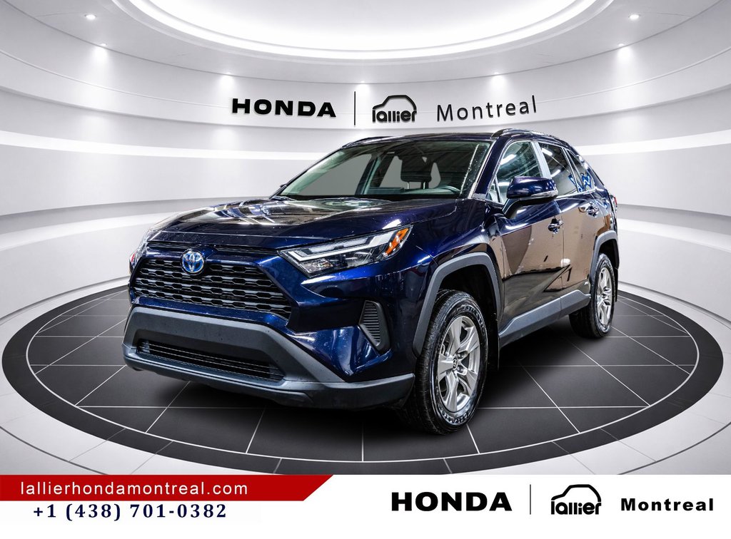 2024 Toyota RAV4 Hybrid XLE in Montréal, Quebec - 3 - w1024h768px