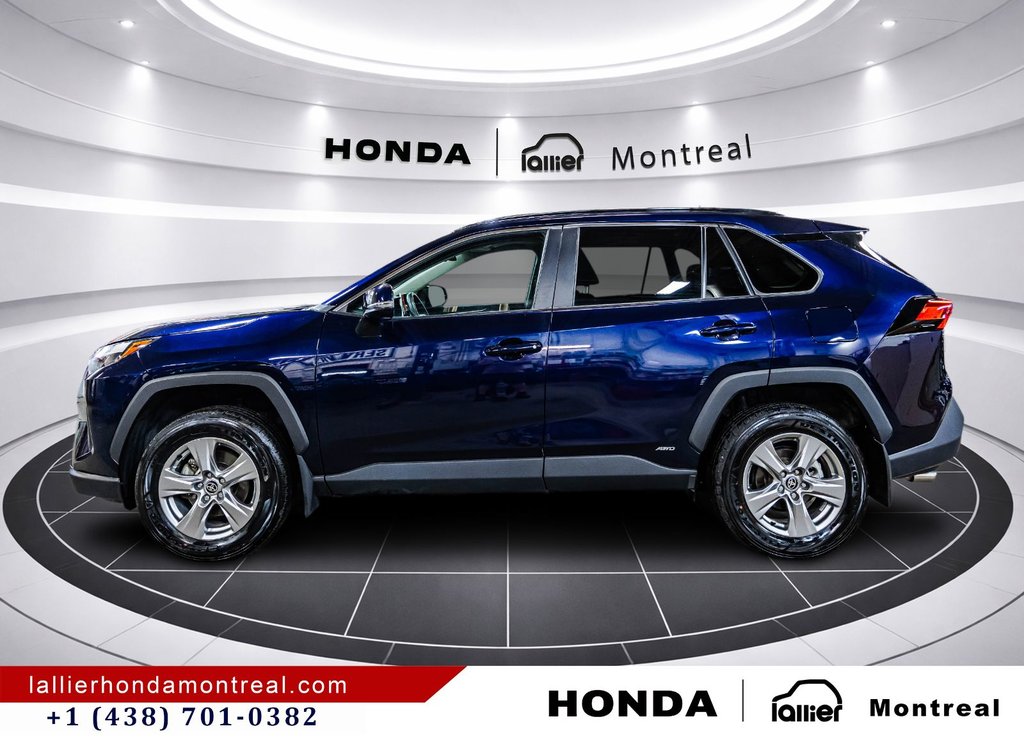 2024 Toyota RAV4 Hybrid XLE in Montréal, Quebec - 4 - w1024h768px