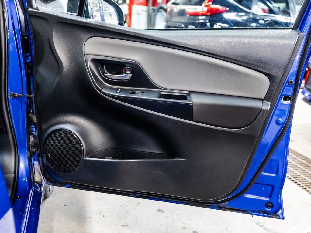 Toyota Yaris Hatchback LE 2018 à Montréal, Québec - 16 - w1024h768px