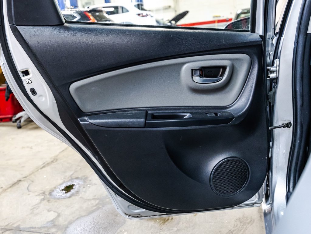 2018 Toyota Yaris Hatchback LE in , Quebec - 12 - w1024h768px