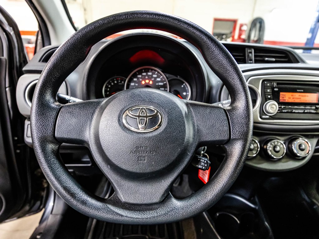 Toyota Yaris LE 2014 à Montréal, Québec - 21 - w1024h768px