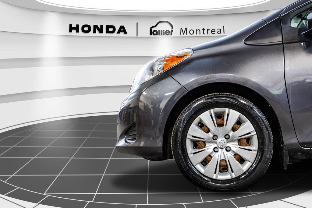 Toyota Yaris LE 2014 à Montréal, Québec - 10 - w1024h768px