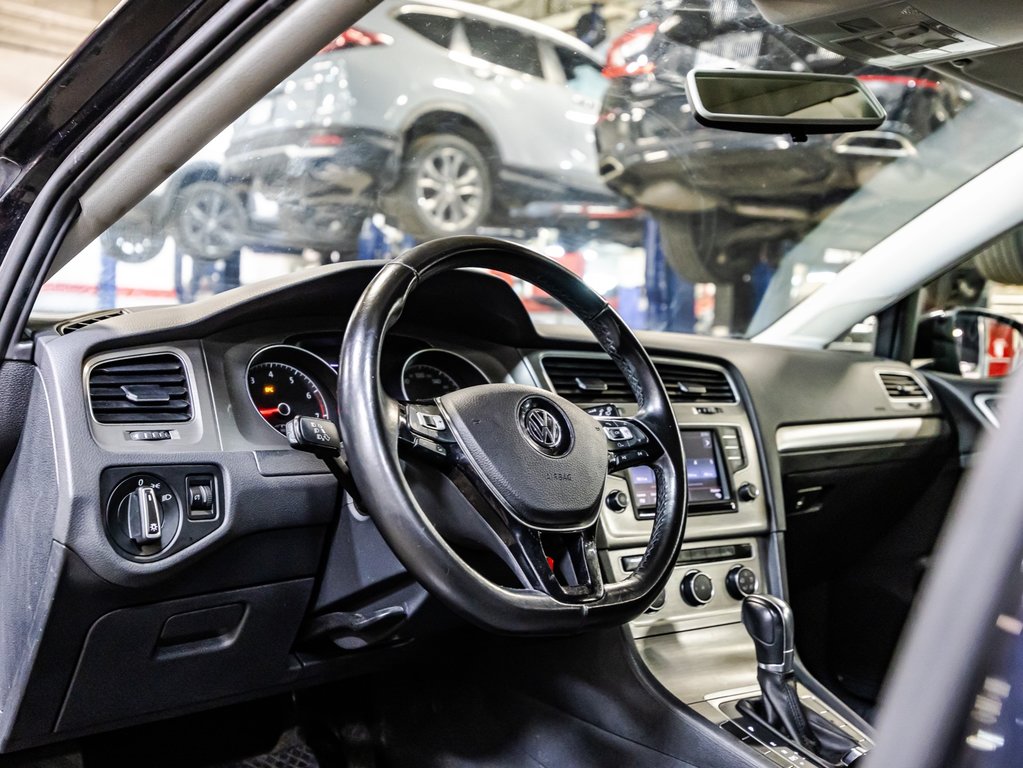 Volkswagen Golf TRENDLINE 2016 à Montréal, Québec - 16 - w1024h768px