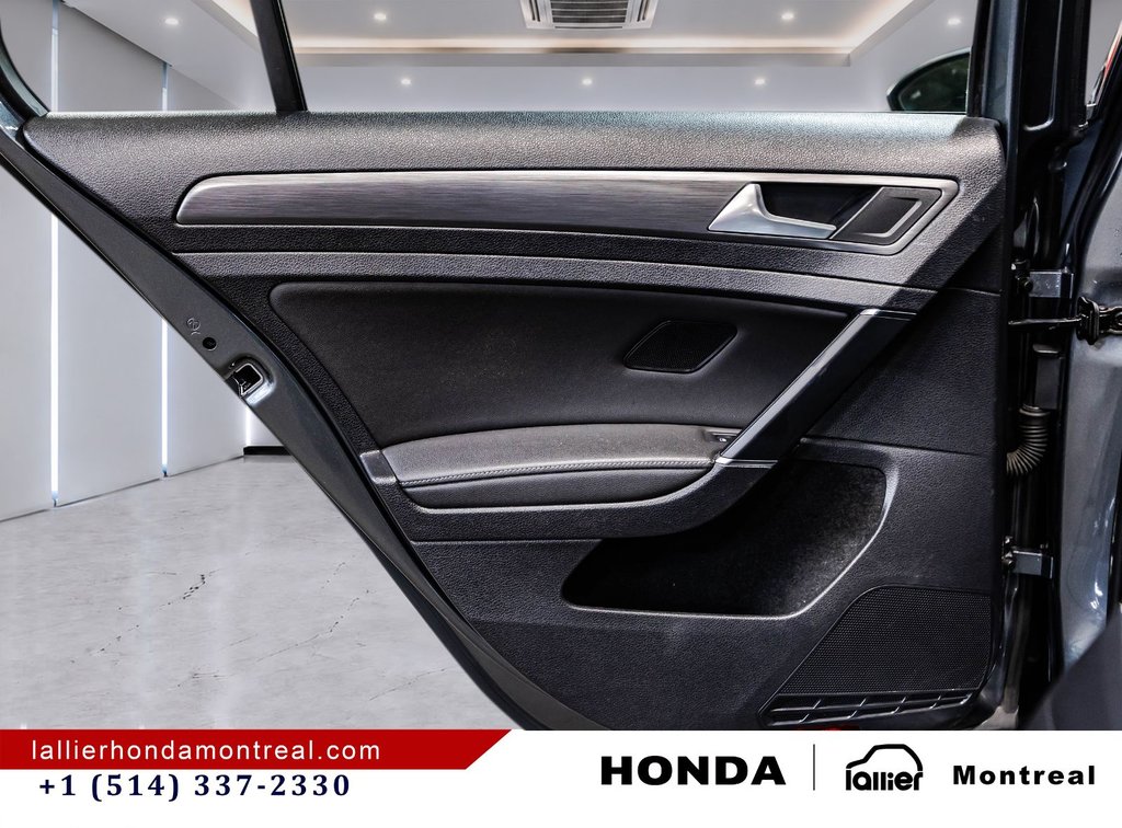 Volkswagen Golf Highline 2021 à Montréal, Québec - 12 - w1024h768px