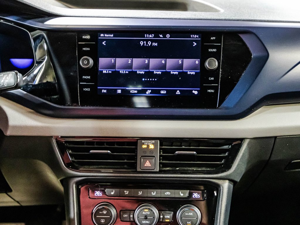 2022 Volkswagen Taos Comfortline in Montréal, Quebec - 25 - w1024h768px