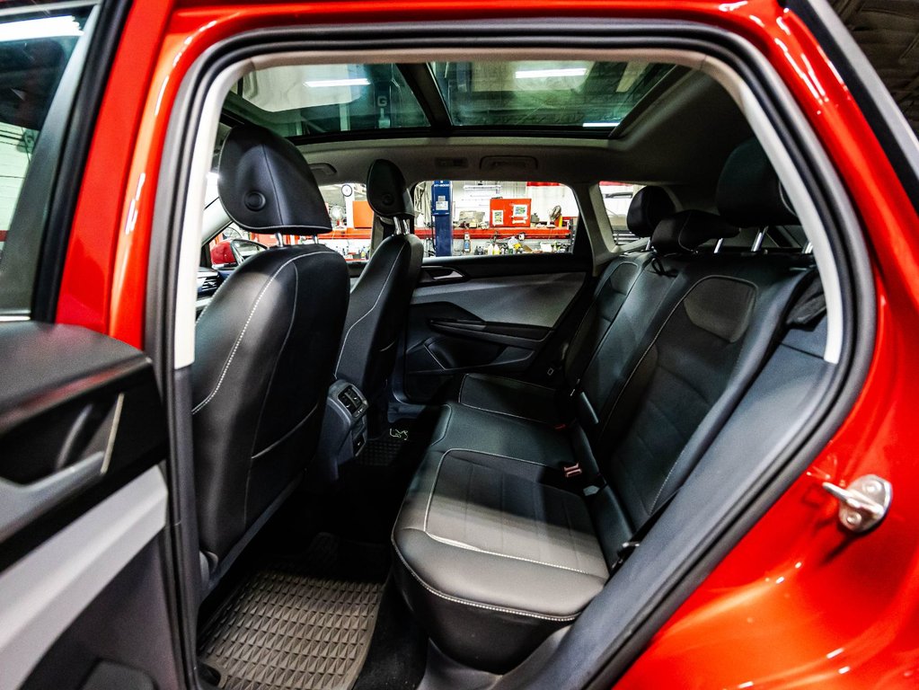 2022 Volkswagen Taos Comfortline in Montréal, Quebec - 14 - w1024h768px